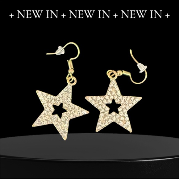 🔥2/$24 or 3/$30🔥 Gold Star Fashion Dangle Earrings - Picture 3 of 7